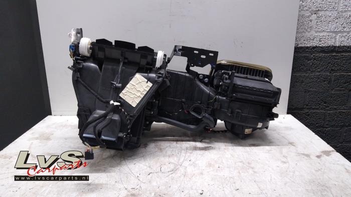 Volkswagen Golf Boîtier chauffage