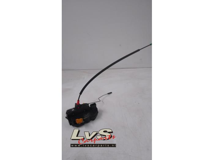 Opel Zafira Deurslot Mechaniek 4Deurs links-achter