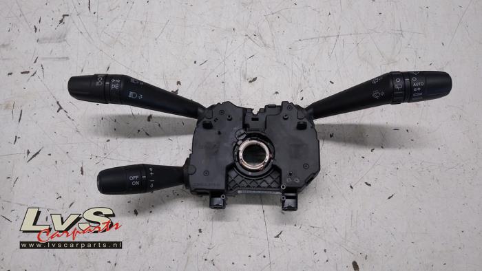 Alfa Romeo Giulietta Steering column stalk