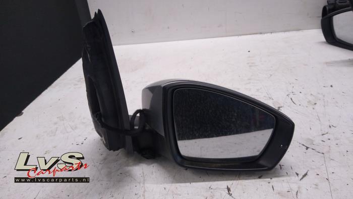 Volkswagen Polo Wing mirror, right