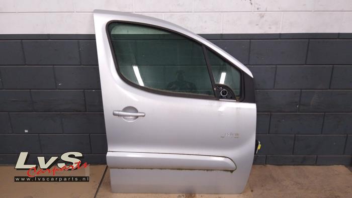 Peugeot Partner Door 2-door, right