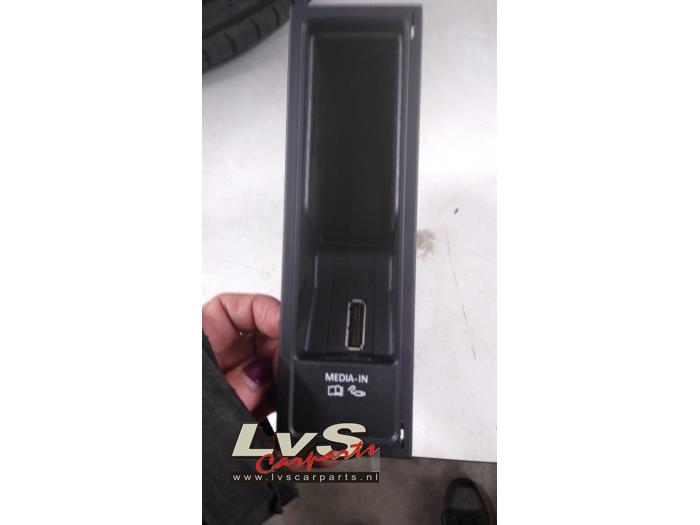 Volkswagen Golf Unité de contrôle Multimedia