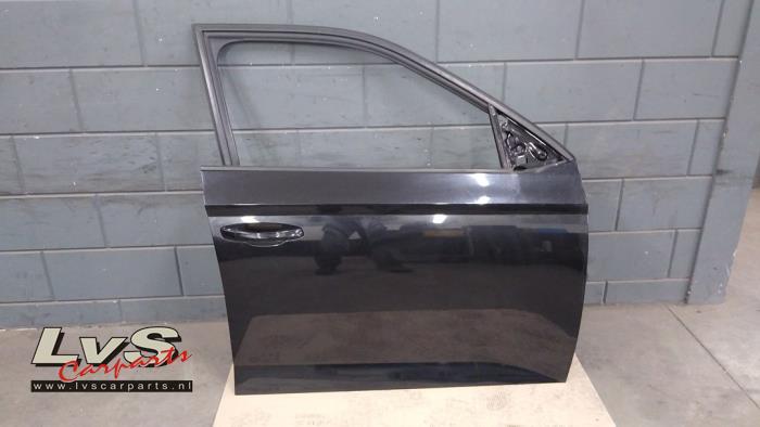 Skoda Fabia Front door 4-door, right