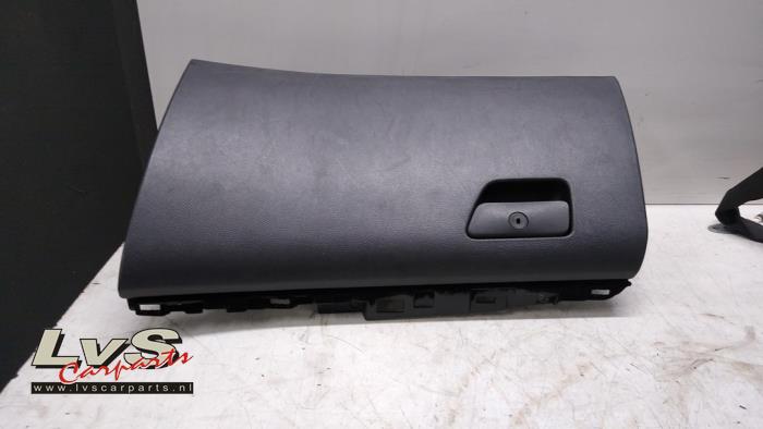 Ford Mondeo Dashboardkastje