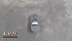 Gebruikte Elektrisch Raam Schakelaar Mini Mini (F56) 1.2 12V One, One First Prijs € 36,30 Inclusief btw aangeboden door LvS Carparts