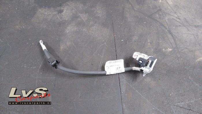 Renault Twingo Battery pole