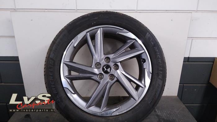 DS Automobiles DS7 Crossback Velg + Band