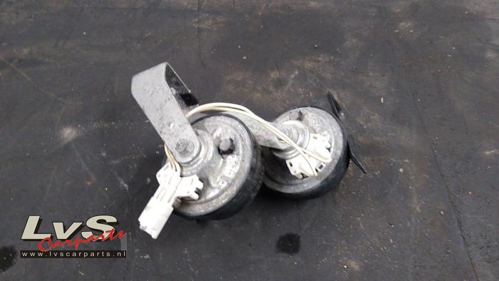 DS Automobiles DS7 Crossback Claxon