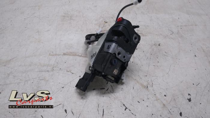 DS Automobiles DS7 Crossback Rear door mechanism 4-door, right