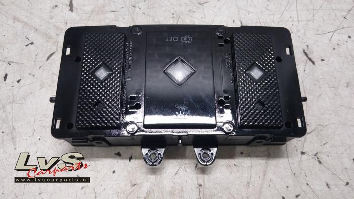 DS Automobiles DS7 Crossback Eclairage intérieur avant