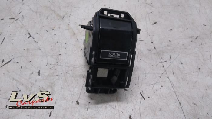 DS Automobiles DS7 Crossback Horlogerie