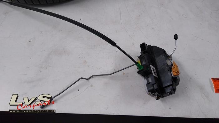 Opel Insignia Deurslot Mechaniek 4Deurs links-voor