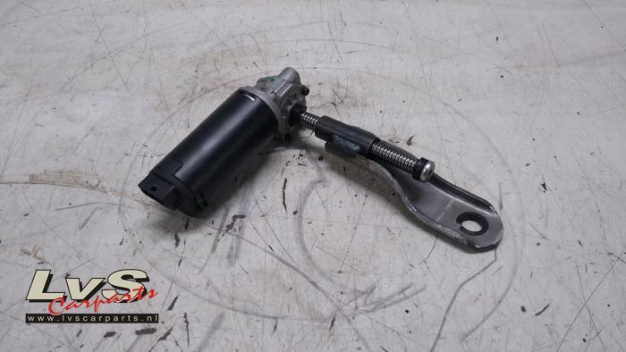 DS Automobiles DS7 Crossback Moteur siège