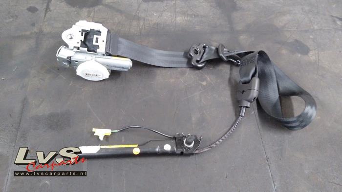 Fiat 500 Tendeur de ceinture droit