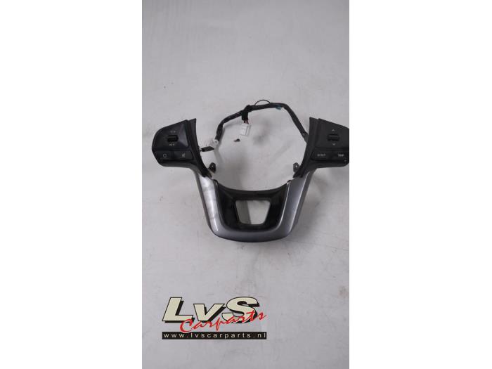 Kia Rio Steering wheel mounted radio control