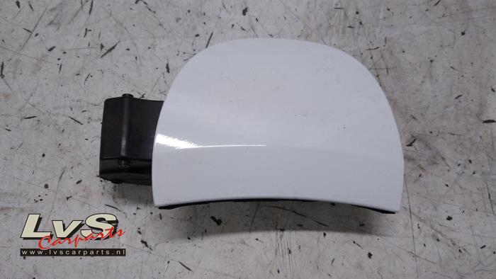 Citroen C4 Cactus Tankklappe