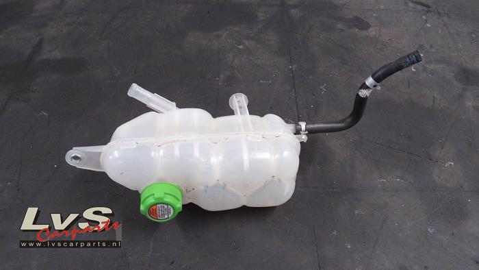 Suzuki SX-4 Ausgleichsbehälter