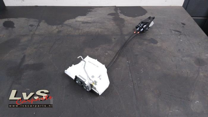 Suzuki SX-4 Türschlossmechanik 4-türig rechts vorne