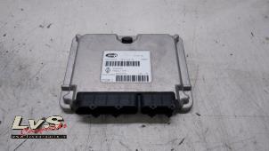 Gebruikte Computer Automatische Bak Renault Twingo II (CN) 1.2 16V Prijs € 175,00 Margeregeling aangeboden door LvS Carparts