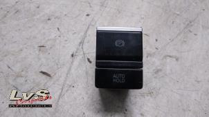 Gebruikte Handrem schakelaar Volkswagen Golf VIII (CD1) 2.0 TDI BlueMotion 16V Prijs € 20,00 Margeregeling aangeboden door LvS Carparts