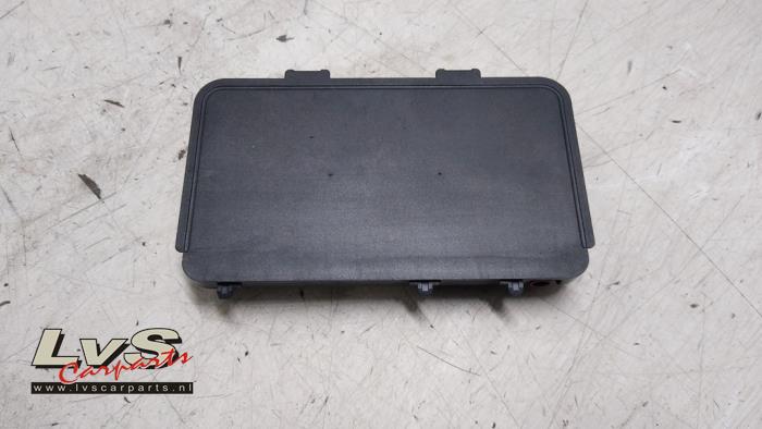 Volkswagen Golf Drahtloses Ladegerät