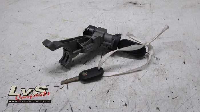 Alfa Romeo Mito Zündschloss+Schlüssel