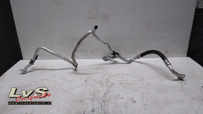 Renault Trafic Airco Leiding