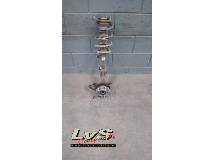 Kia Ceed Stoßdämpferstrebe rechts vorne