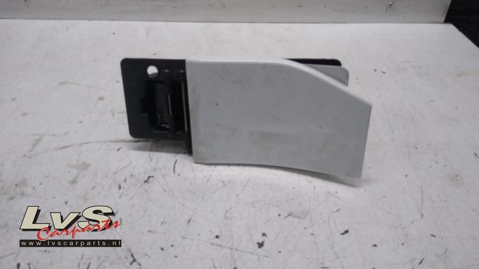 Renault Trafic Tank cap cover