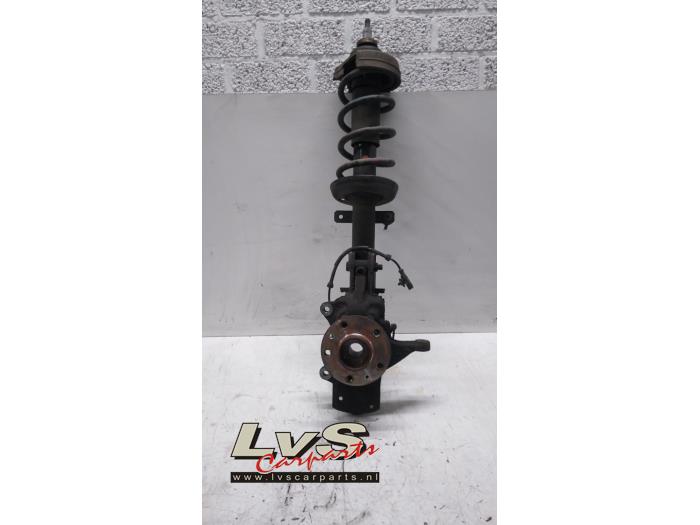 Renault Trafic Stoßdämpferstrebe links vorne