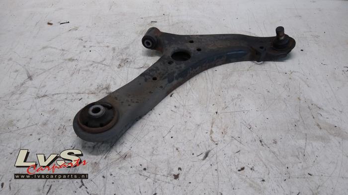 Kia Picanto Bras de suspension avant droit