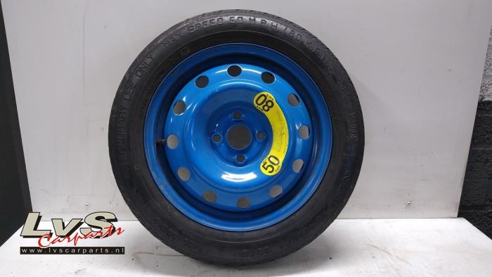 Kia Rio Notreserverad