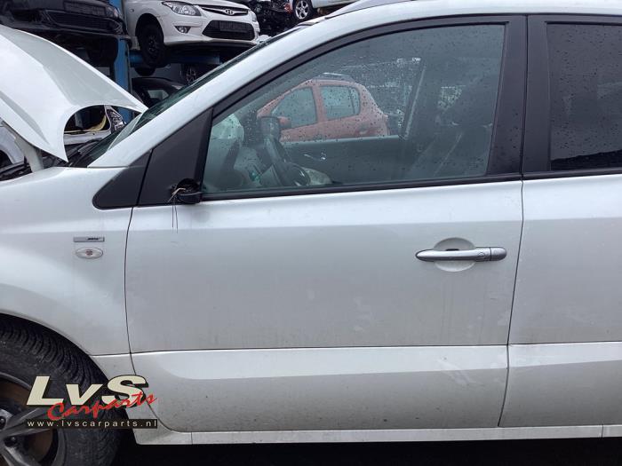 Renault Koleos Door 4-door, front left