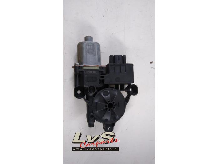 Volkswagen Golf Door window motor
