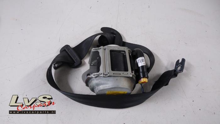 Volkswagen Golf Tendeur de ceinture gauche