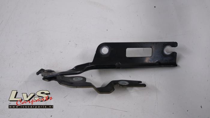 Volkswagen Golf Bonnet Hinge