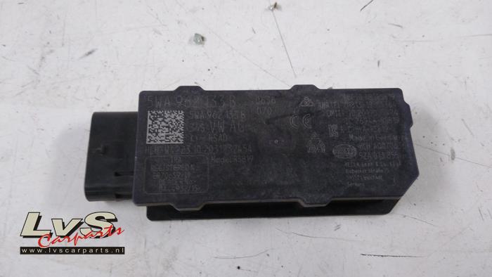 Volkswagen Golf Module keyless vehicle