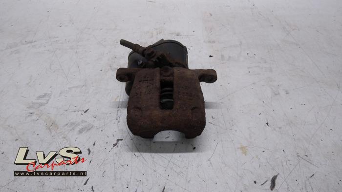 Volkswagen Tiguan Etrier de frein (pince) arrière droit