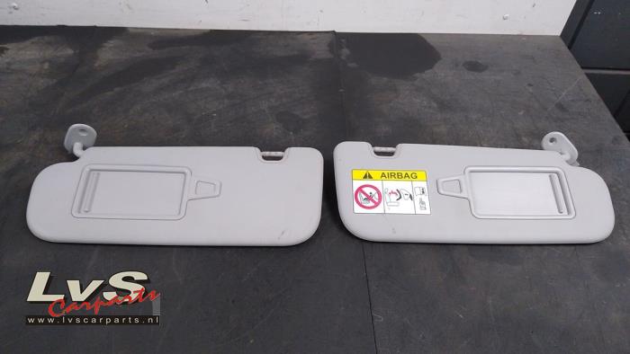 Kia Ceed Ensemble pare-soleil