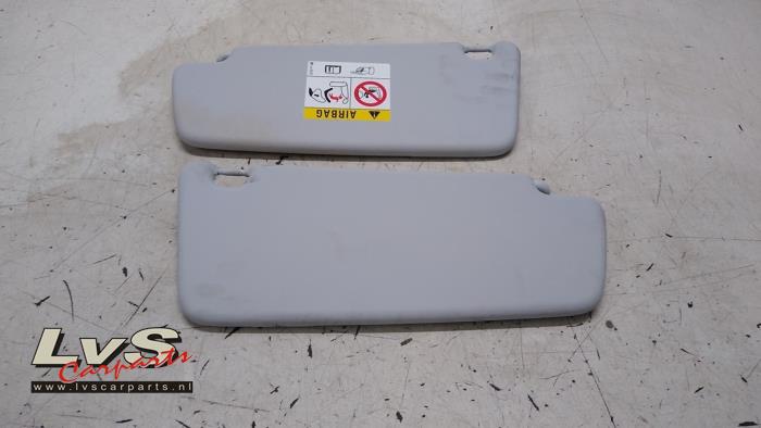 Opel Corsa Ensemble pare-soleil