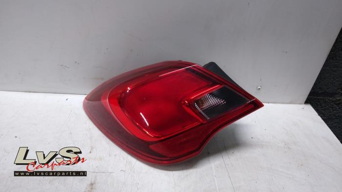 Opel Corsa Feu arrière gauche