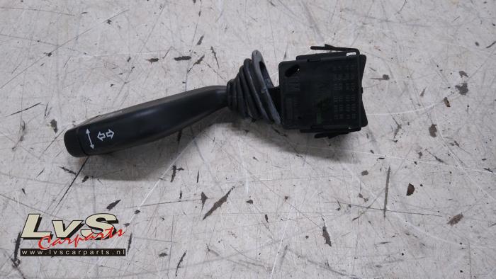 Opel Tigra Commutateur feu clignotant