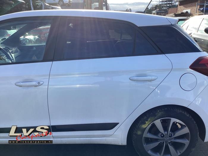 Hyundai I20 Portier 4Deurs links-achter