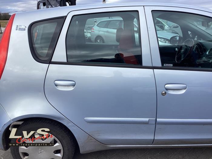 Mitsubishi Colt Rear door 4-door, right