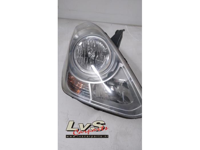 Hyundai H300 Phare droit