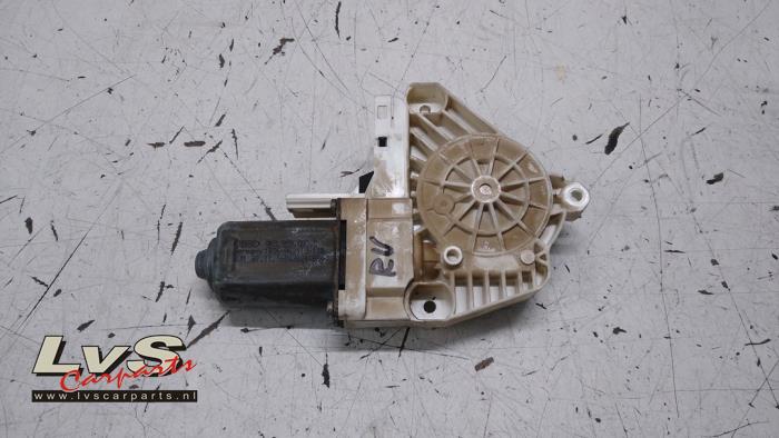 Audi A1 Raammotor Portier