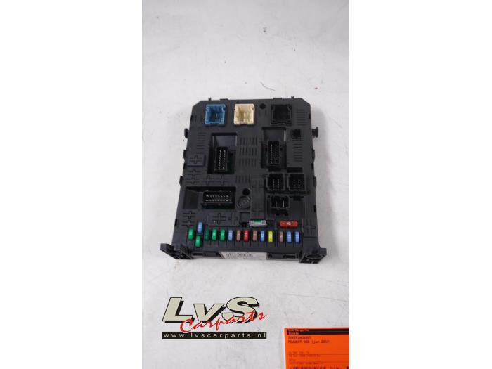 Peugeot 308 Boîte à fusibles