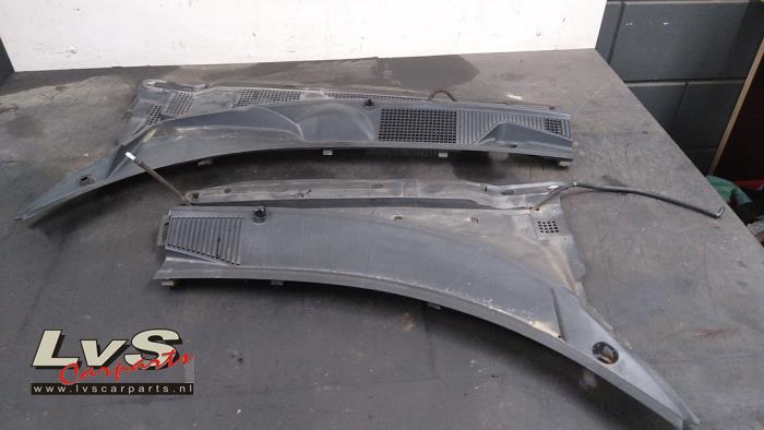 Mazda MX-5 Cowl top grille