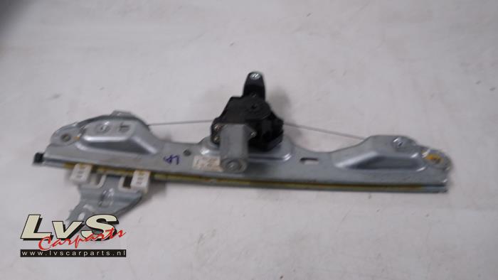 Nissan Qashqai Rear door window mechanism 4-door, left
