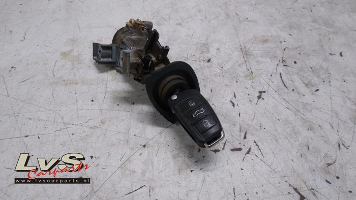 Audi A1 Zündschloss+Schlüssel